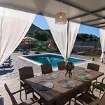 Livis Luxury Villa