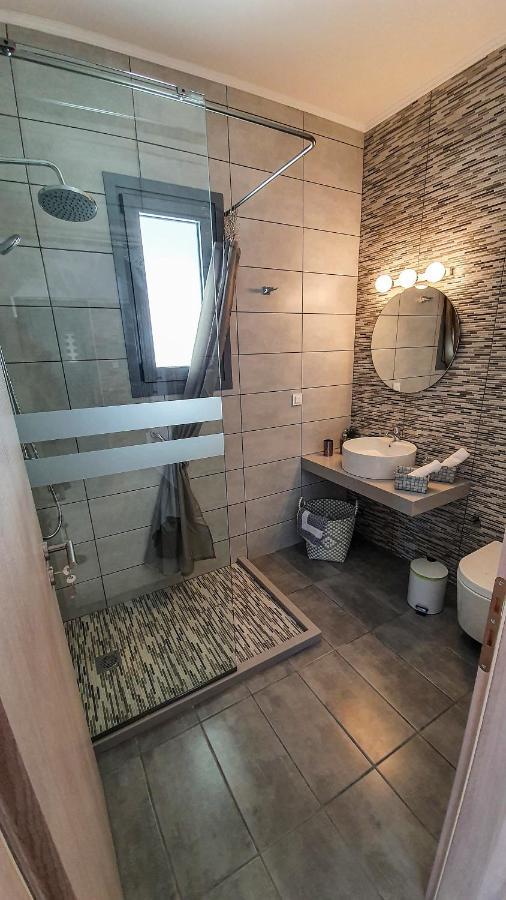 Livis Luxury Vilă *
