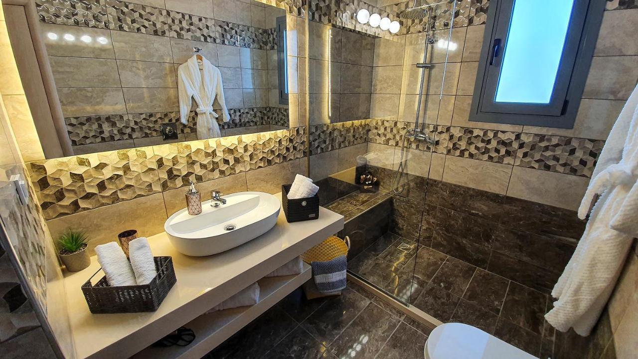 Livis Luxury Villa *